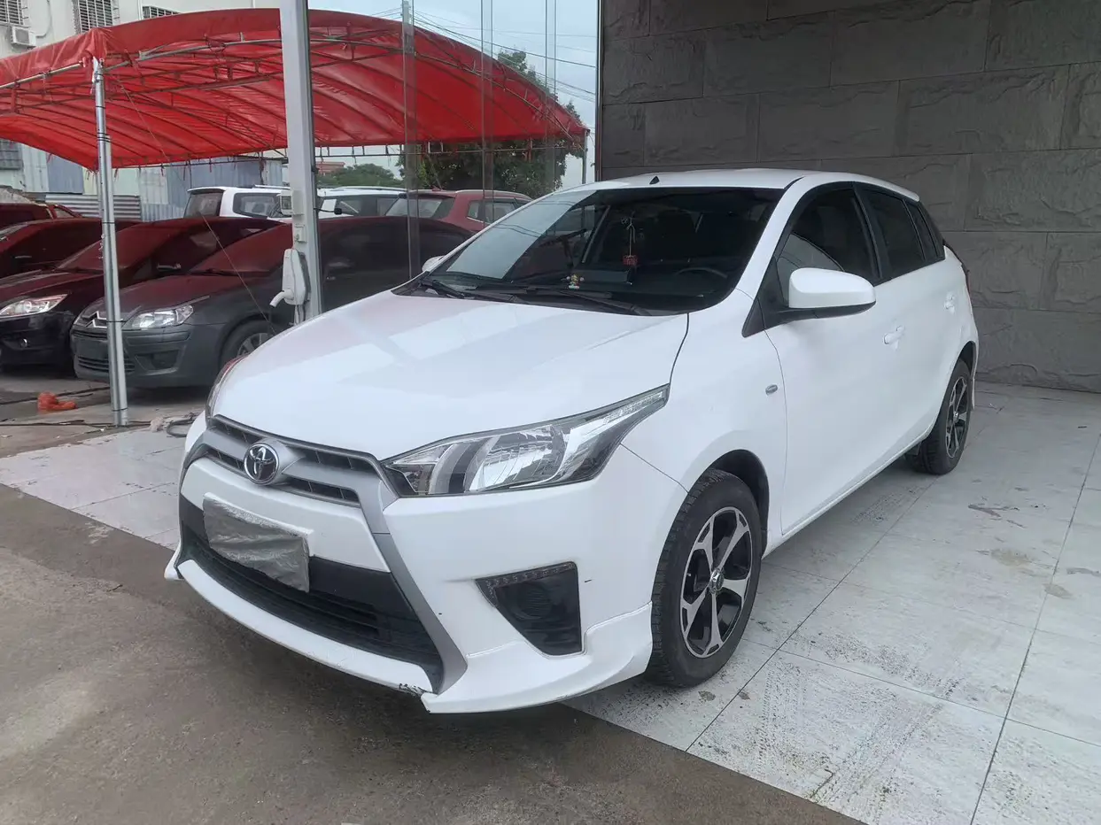 Toyota Yaris III Рестайлинг