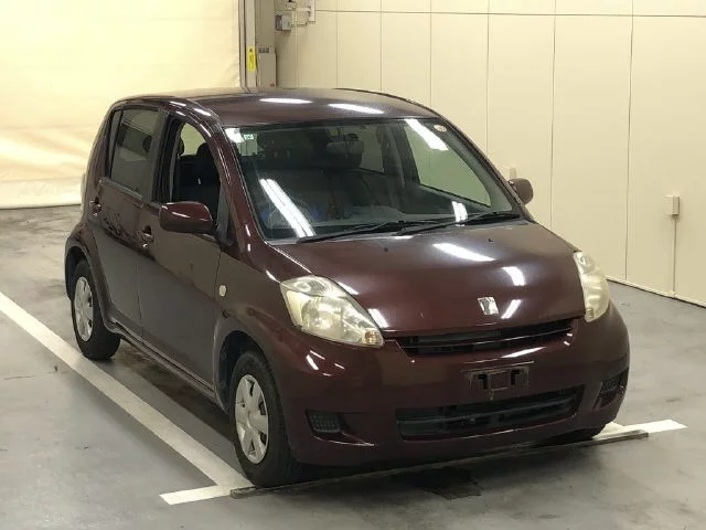 Toyota Prius III Рестайлинг (XW30)