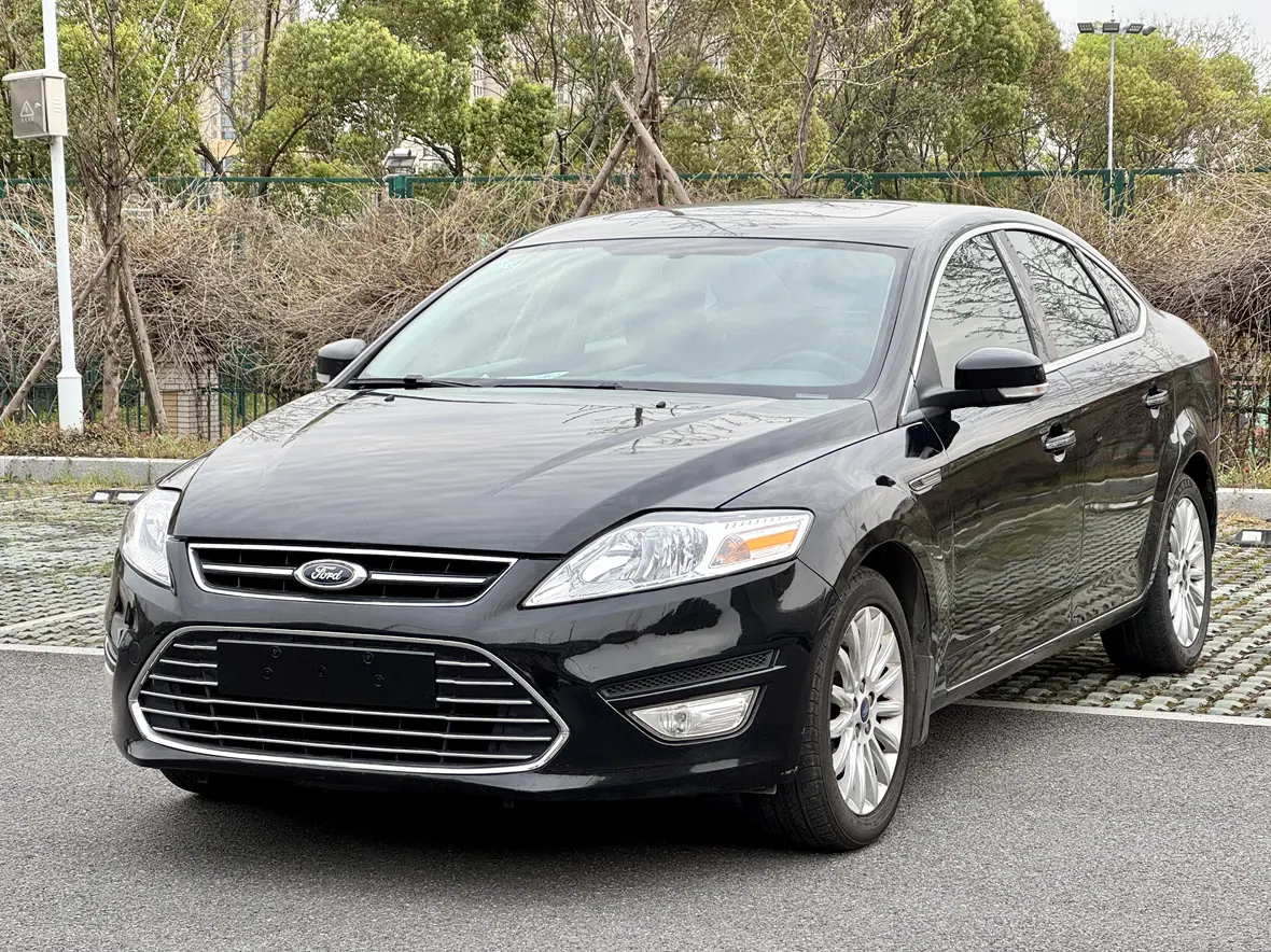 Ford Mondeo-Winning №18695908 2013