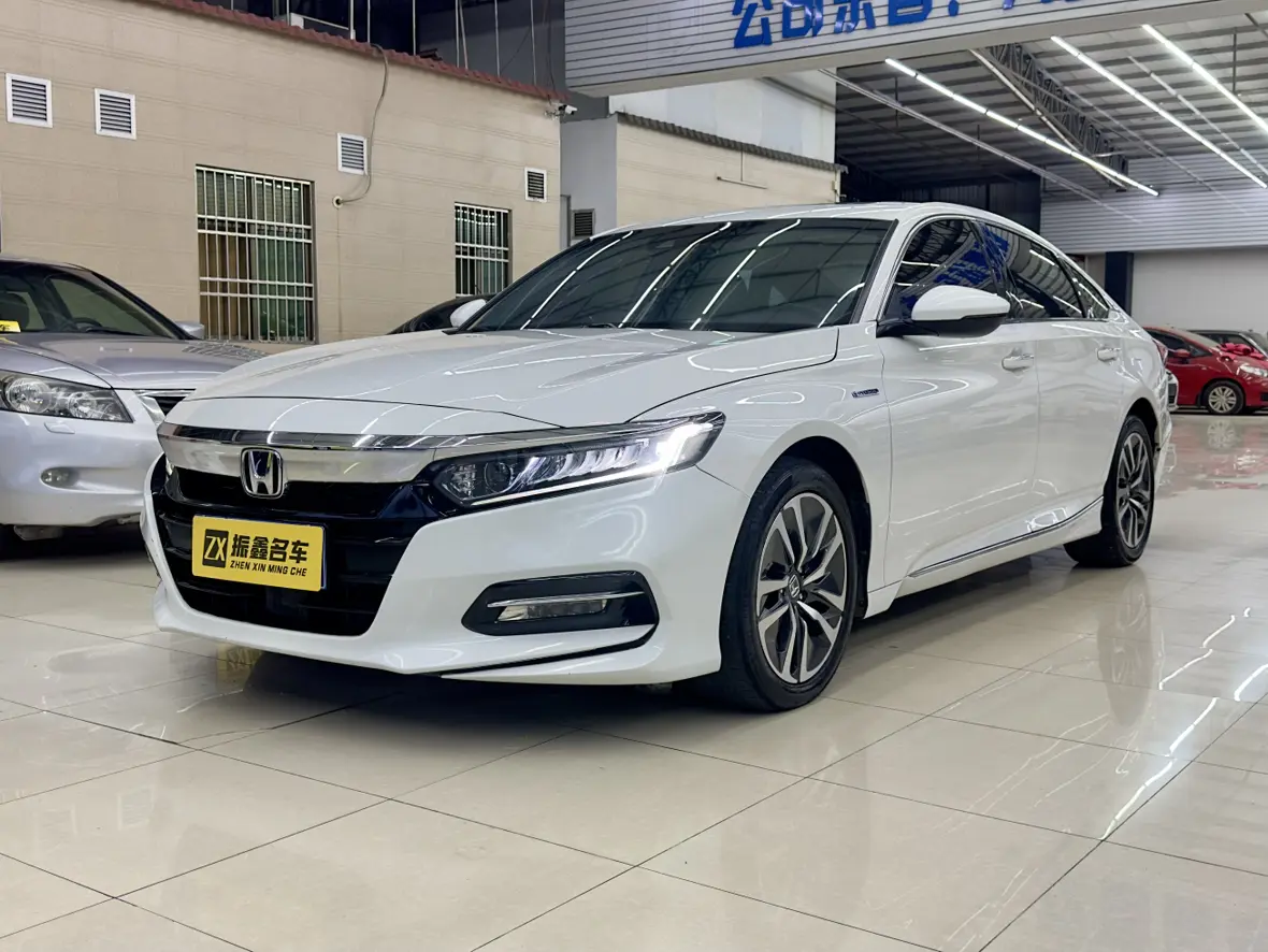 Honda Accord X Рестайлинг