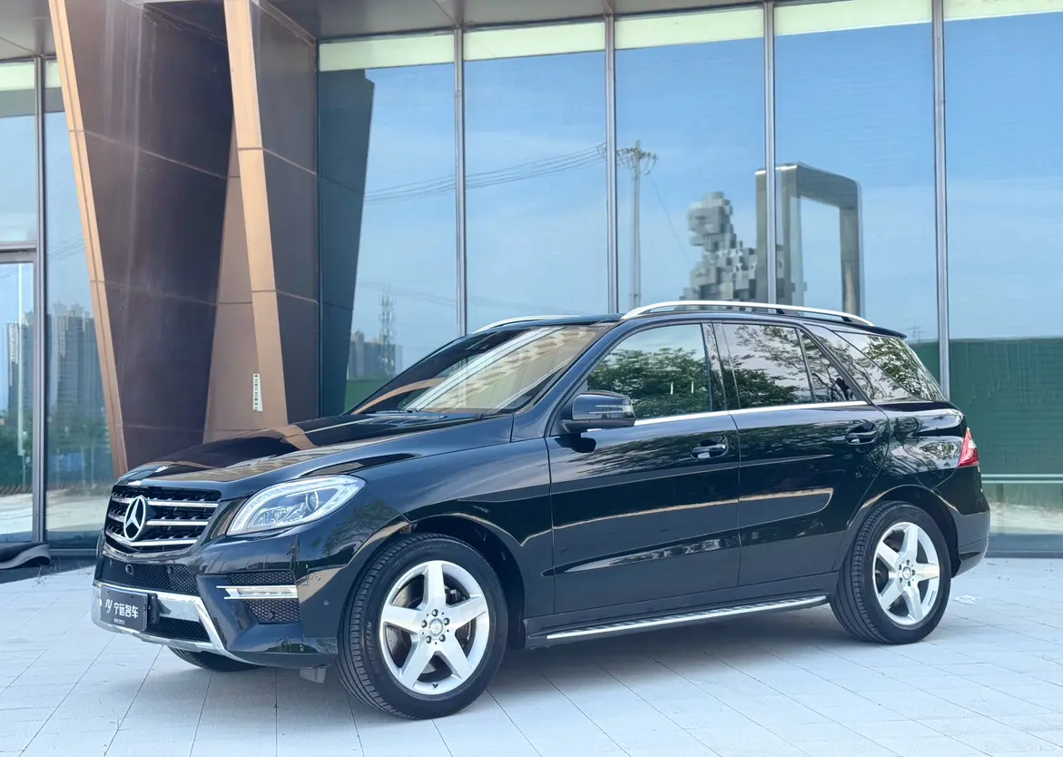 Mercedes-Benz Mercedes Benz M Class №19596608 2014