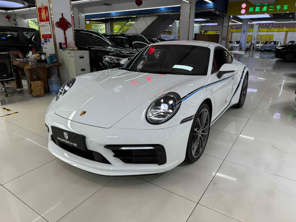 Porsche 911 VIII (992)