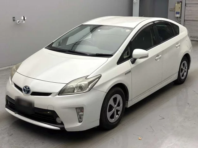 Toyota Prius Лот № 33028 2013