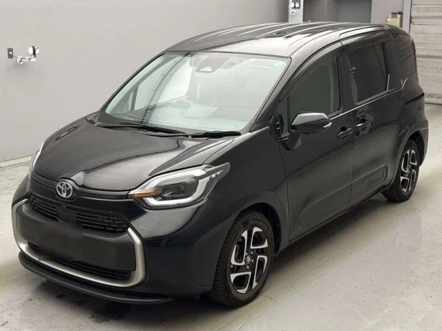 Toyota Sienta II Рестайлинг