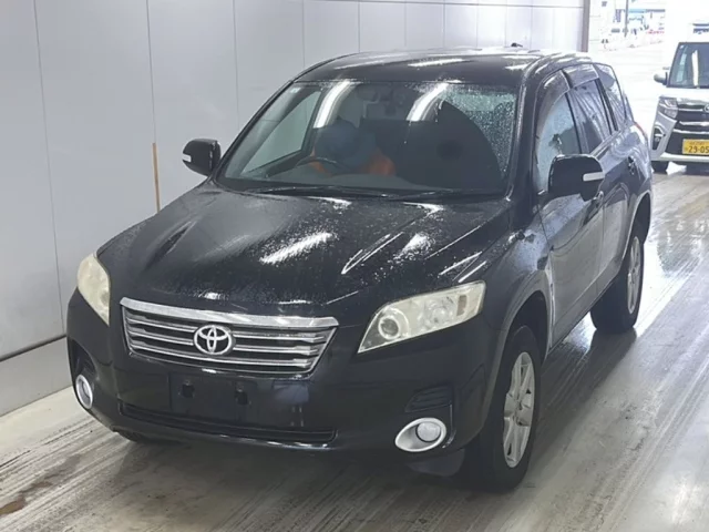 Toyota Vanguard Лот № 2009