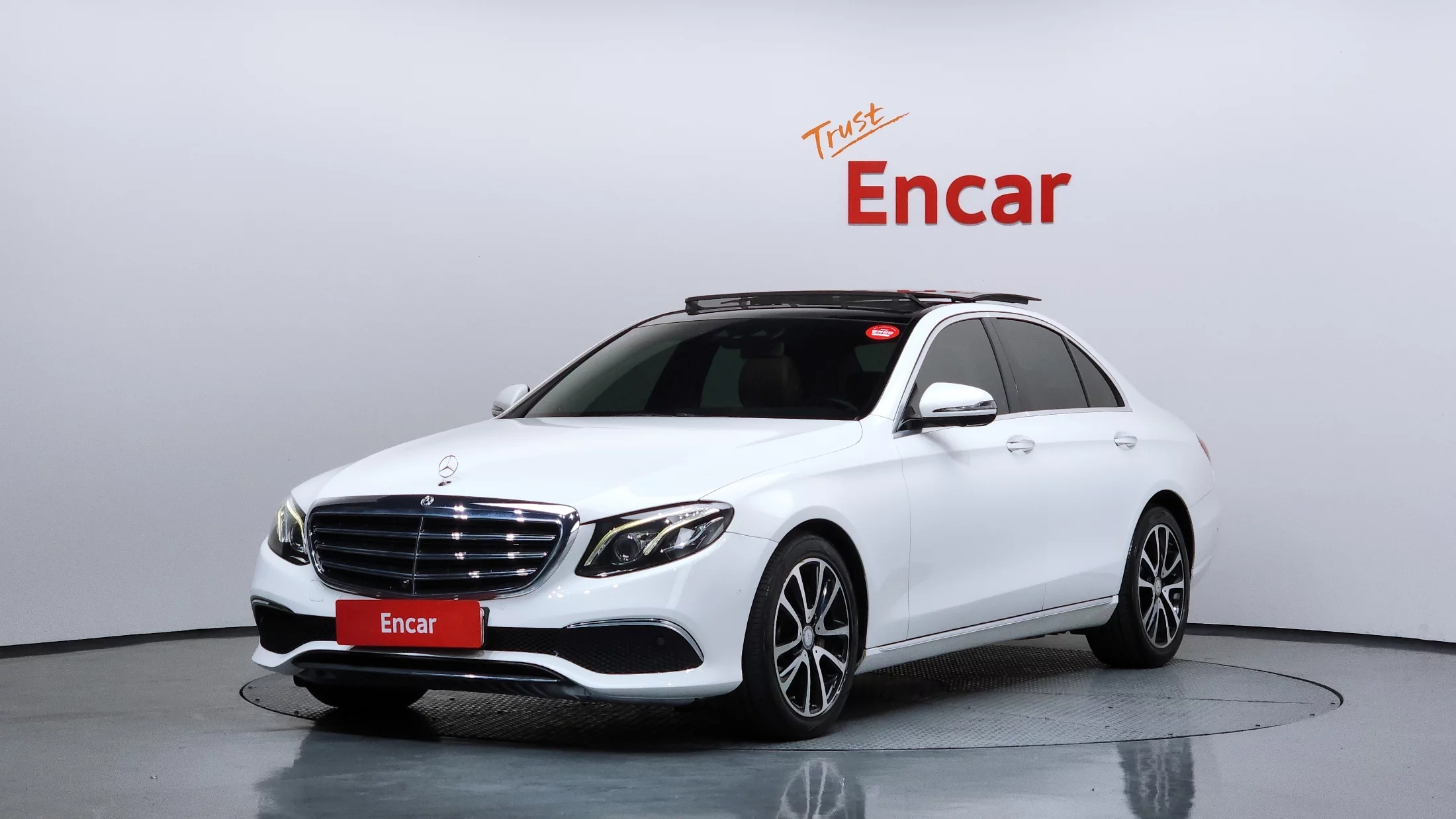 Mercedes-Benz E-Класс 2016