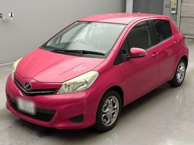 Toyota Vitz Лот № 18150 2011