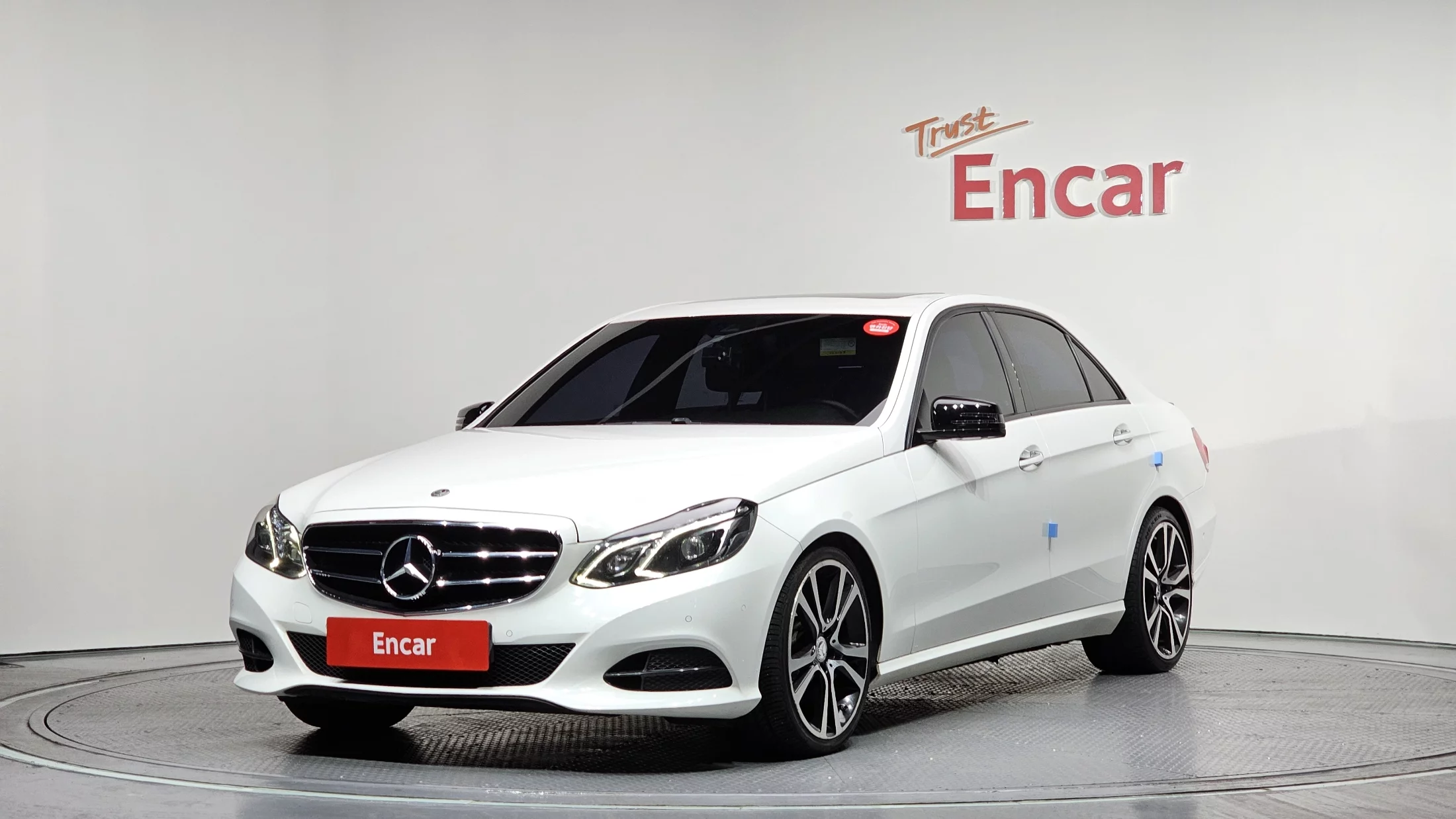 Mercedes-Benz E-Класс 2015
