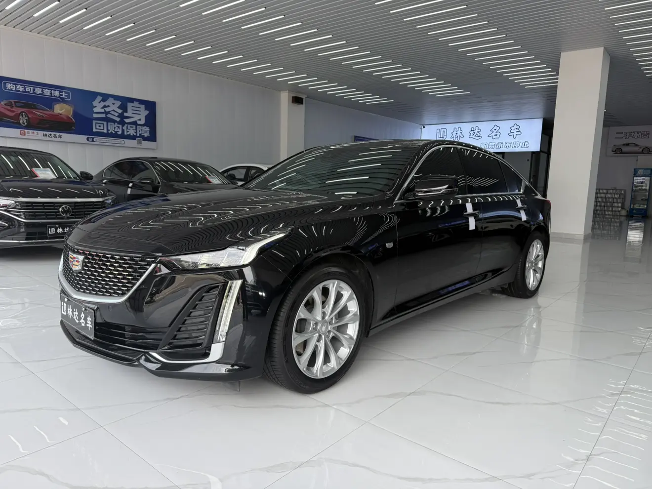 Cadillac CT5 I