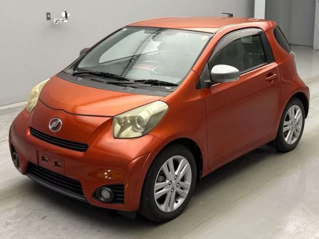 Toyota Iq Лот № 18106 2012