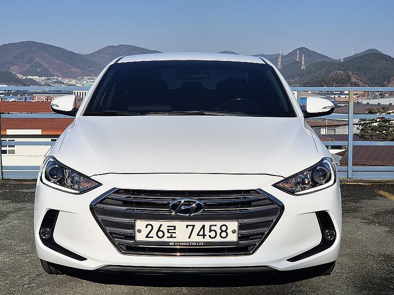 Hyundai Avante (Хендай Элантра) 1.6 Gdi Modern Special 2015
