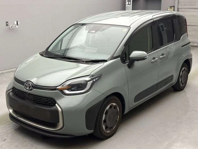 Toyota Sienta Лот № 12030 2023