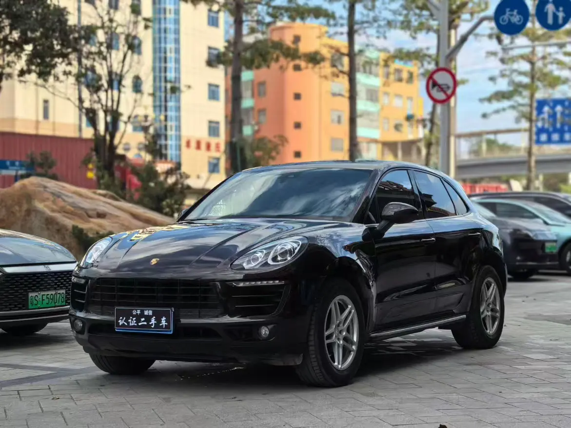 Porsche Macan I