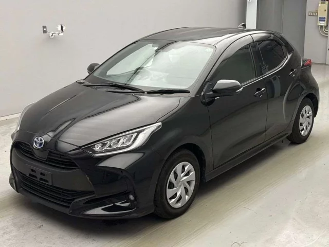 Toyota Yaris Лот № 12021 2023