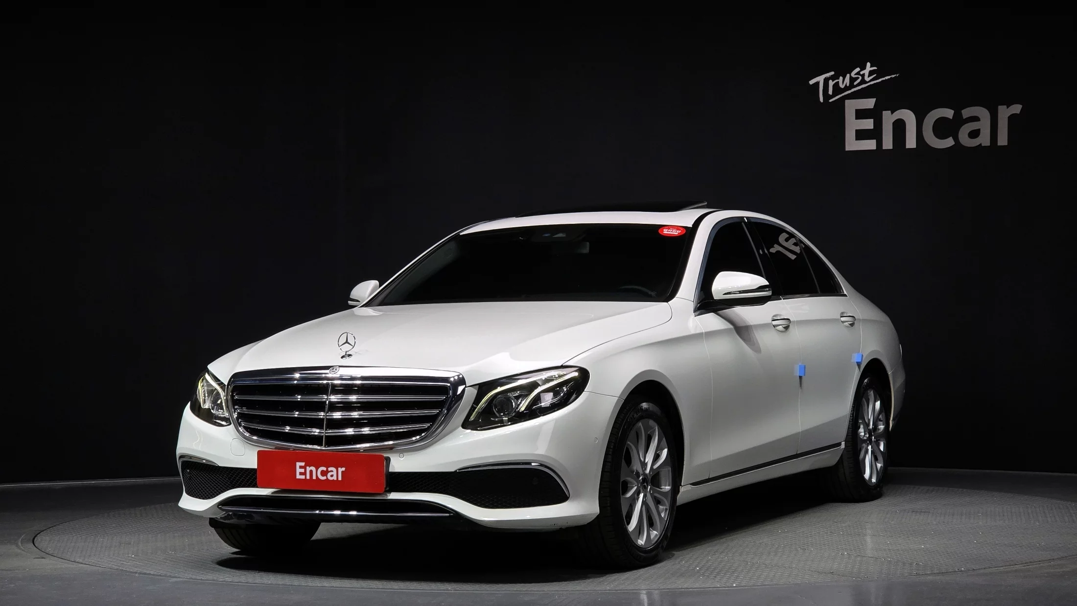 Mercedes-Benz E-Класс 2019