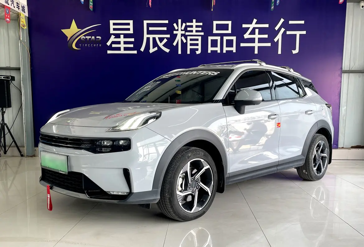 Lynk & Co 06 Em-P №19651965 2022