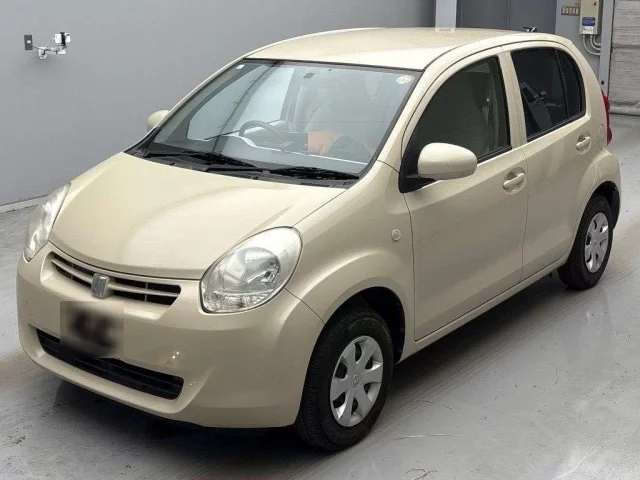 Toyota Passo II (C30)