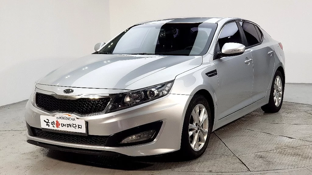 Kia K5 2011