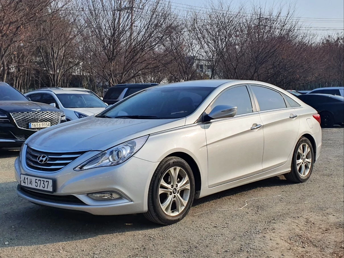 Hyundai Sonata 2012