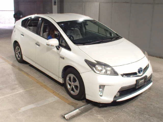 Toyota Prius Phv Лот № 2012