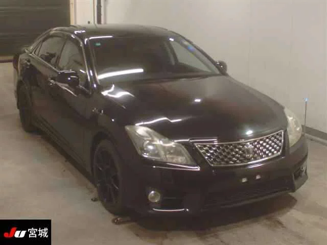 Toyota Crown Лот № 761 2012