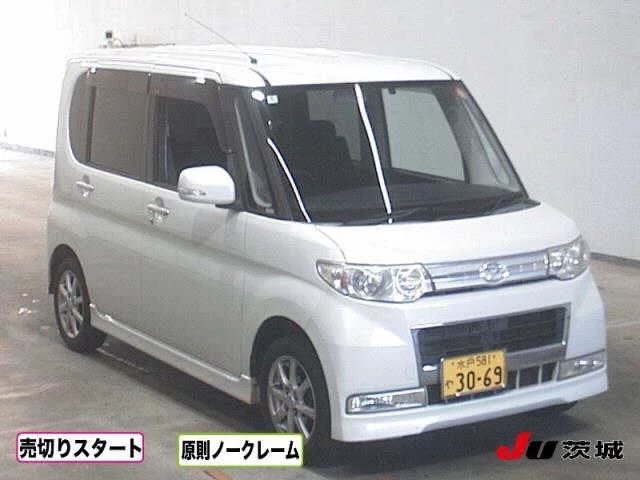 Daihatsu Tanto Лот № 2008