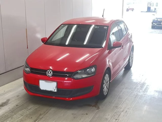 Volkswagen Polo Лот № 2012