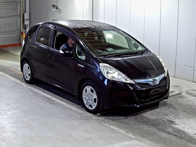Honda Fit Лот № 2012