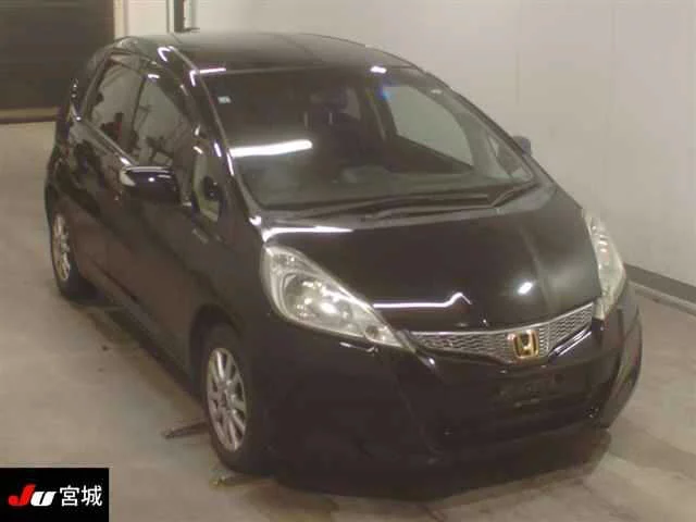 Honda Fit Лот № 2011