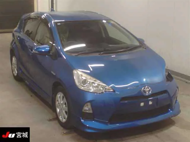 Toyota Aqua Лот № 2014