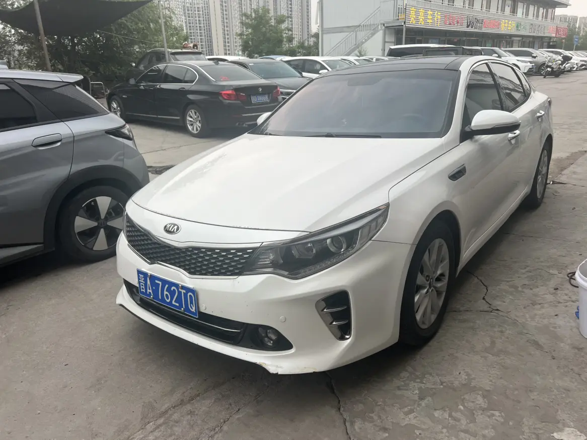 Kia K5 II