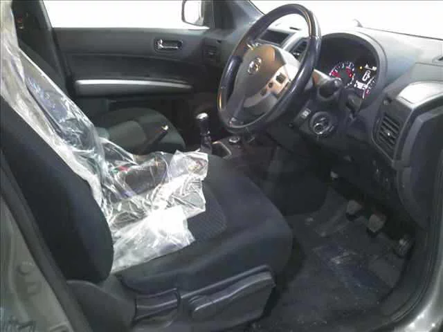 Nissan X-Trail Лот № 2010