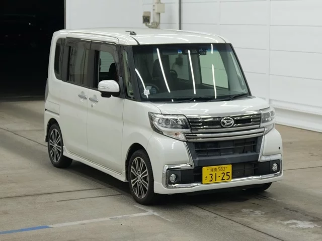 Daihatsu Tanto Лот № 2017