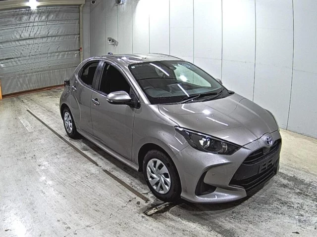 Toyota Yaris Лот № 2021