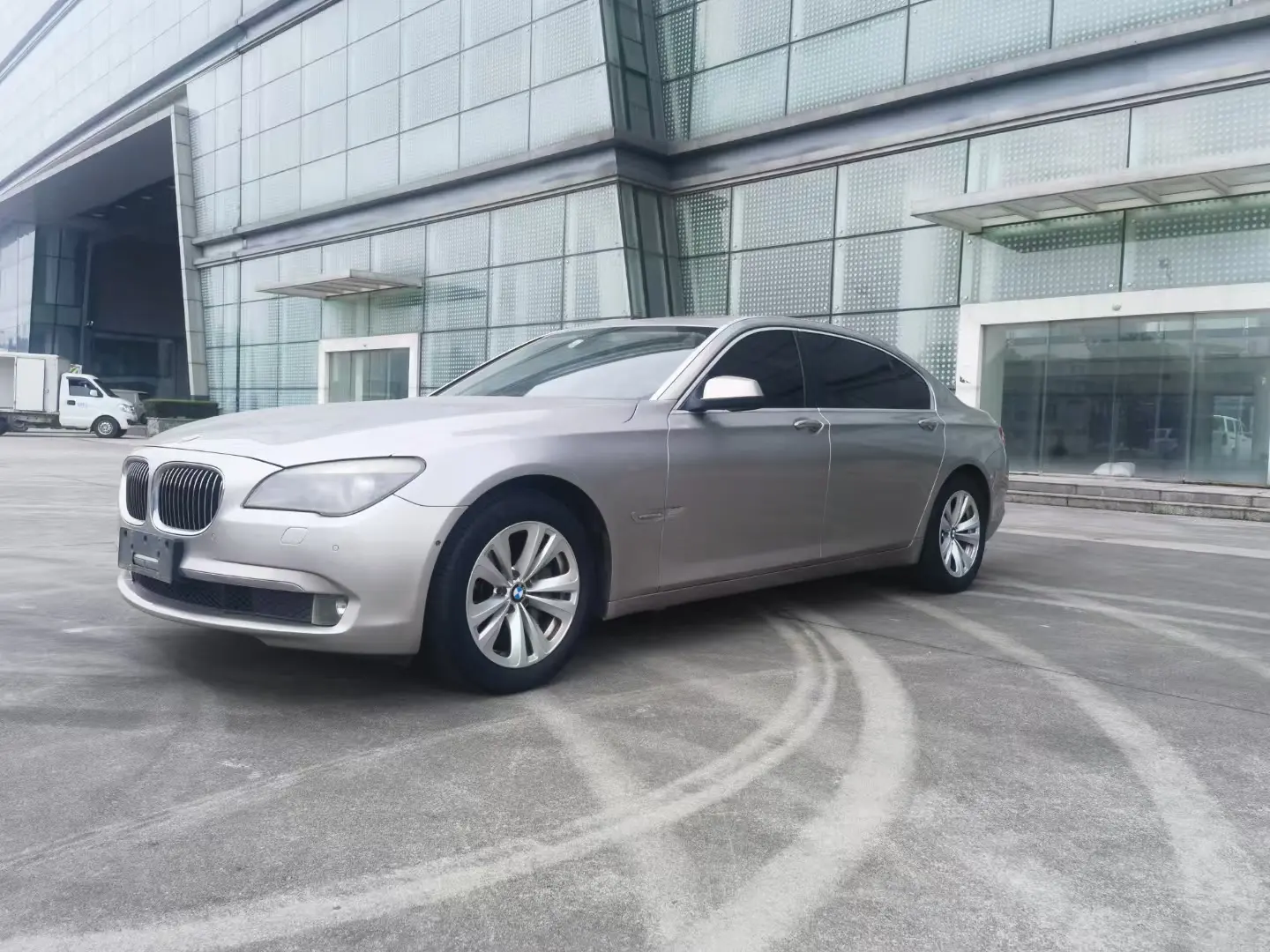 BMW 7 серии V (F01/F02/F04)