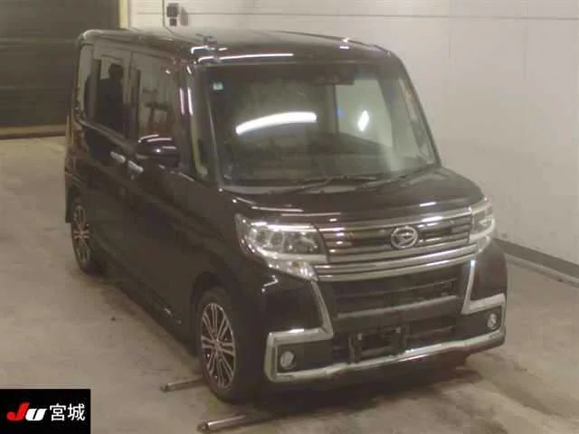 Daihatsu Tanto Лот № 2018