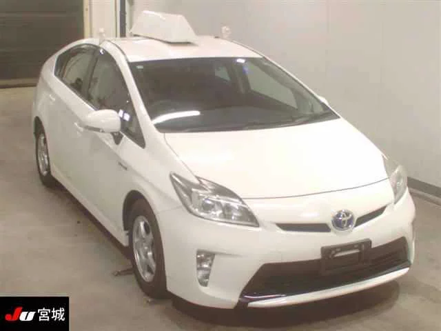 Toyota Prius Лот № 2013