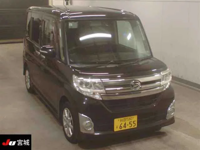 Daihatsu Tanto Лот № 2015