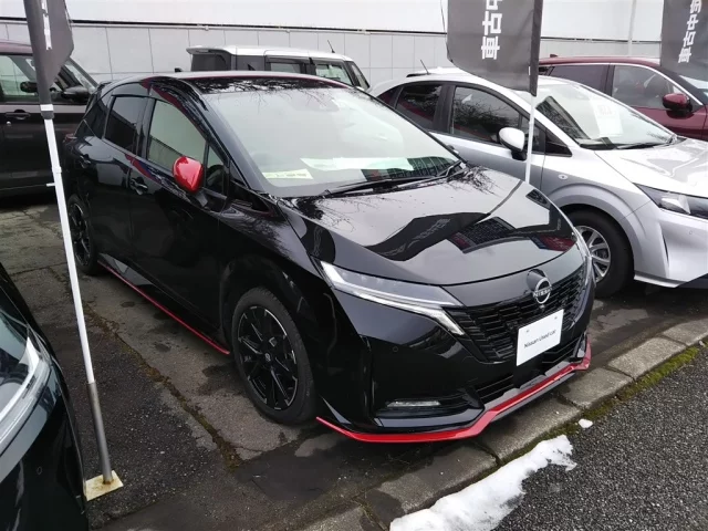 Nissan Aura Лот № 2021