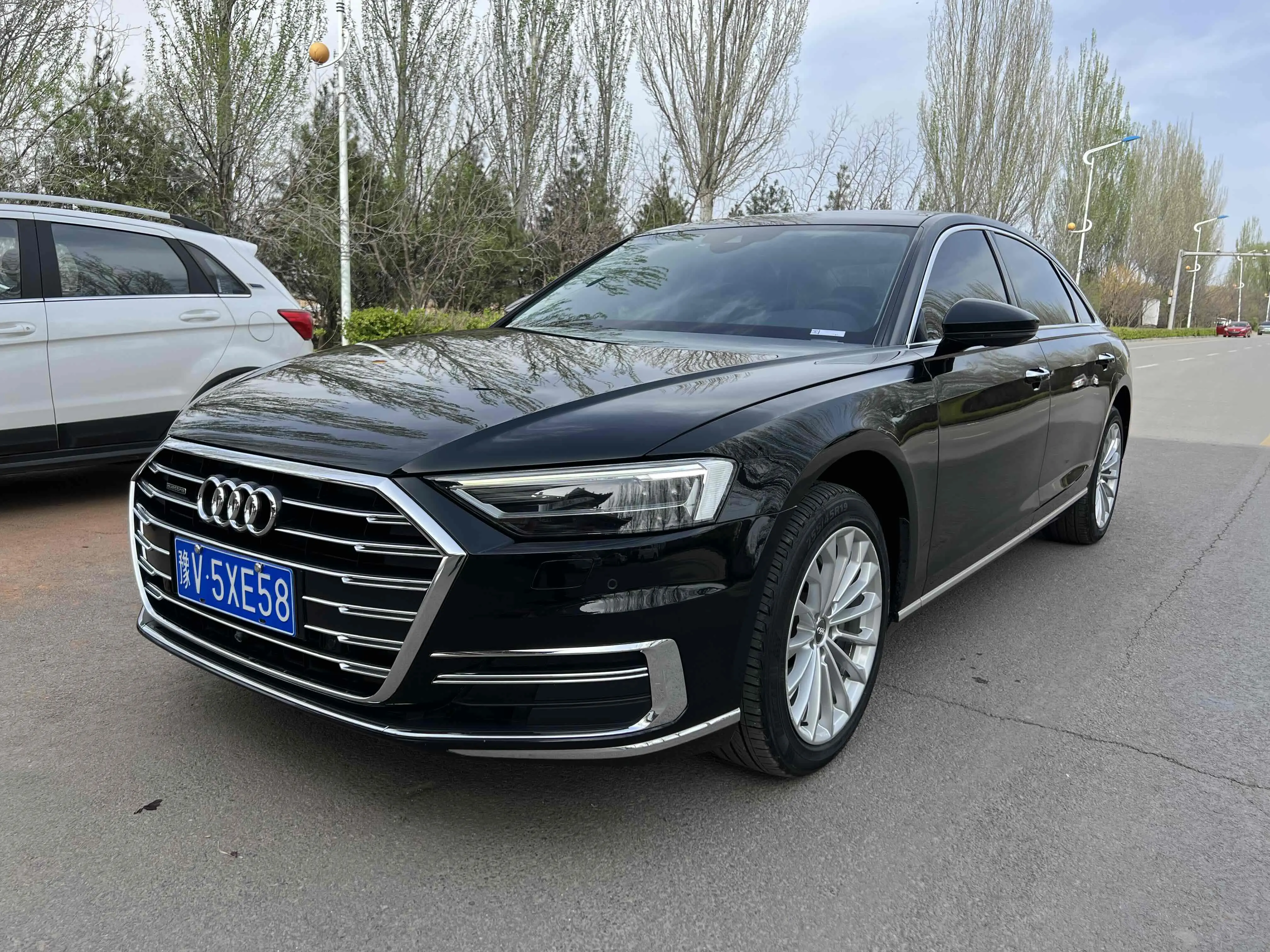 Audi A8 IV (D5)