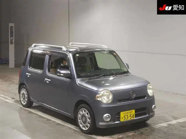 Daihatsu Mira Лот № 2010