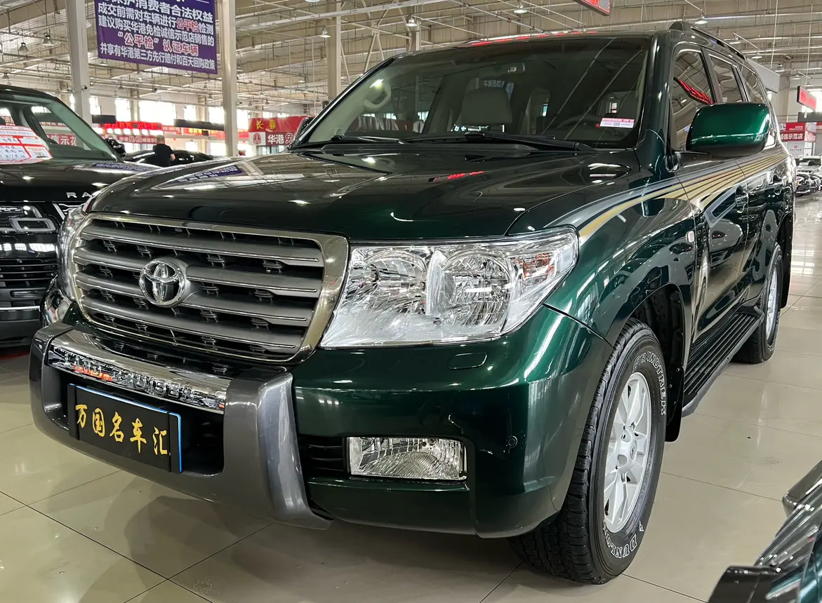Toyota Land Cruiser №15990076 2011
