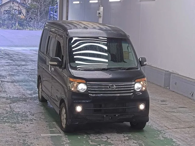 Daihatsu Atrai Wagon Лот № 2011