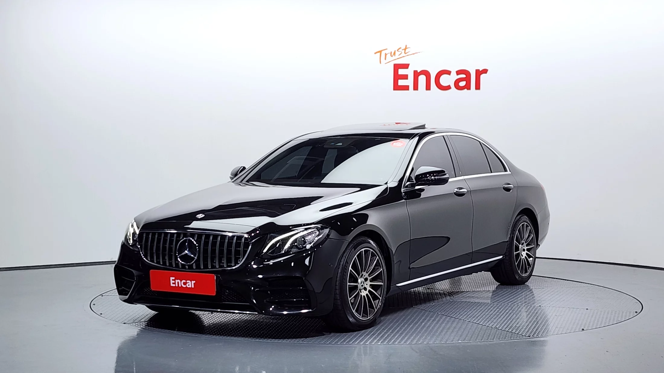 Mercedes-Benz E-Класс 2019