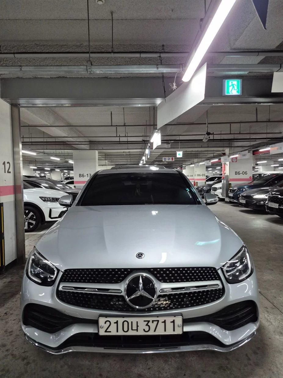 Mercedes-Benz Glc-Class Glc220 D 4Matic Coupe GLC220 d 4MATIC Coupe 2020