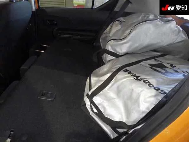 Toyota Aqua Лот № 2015