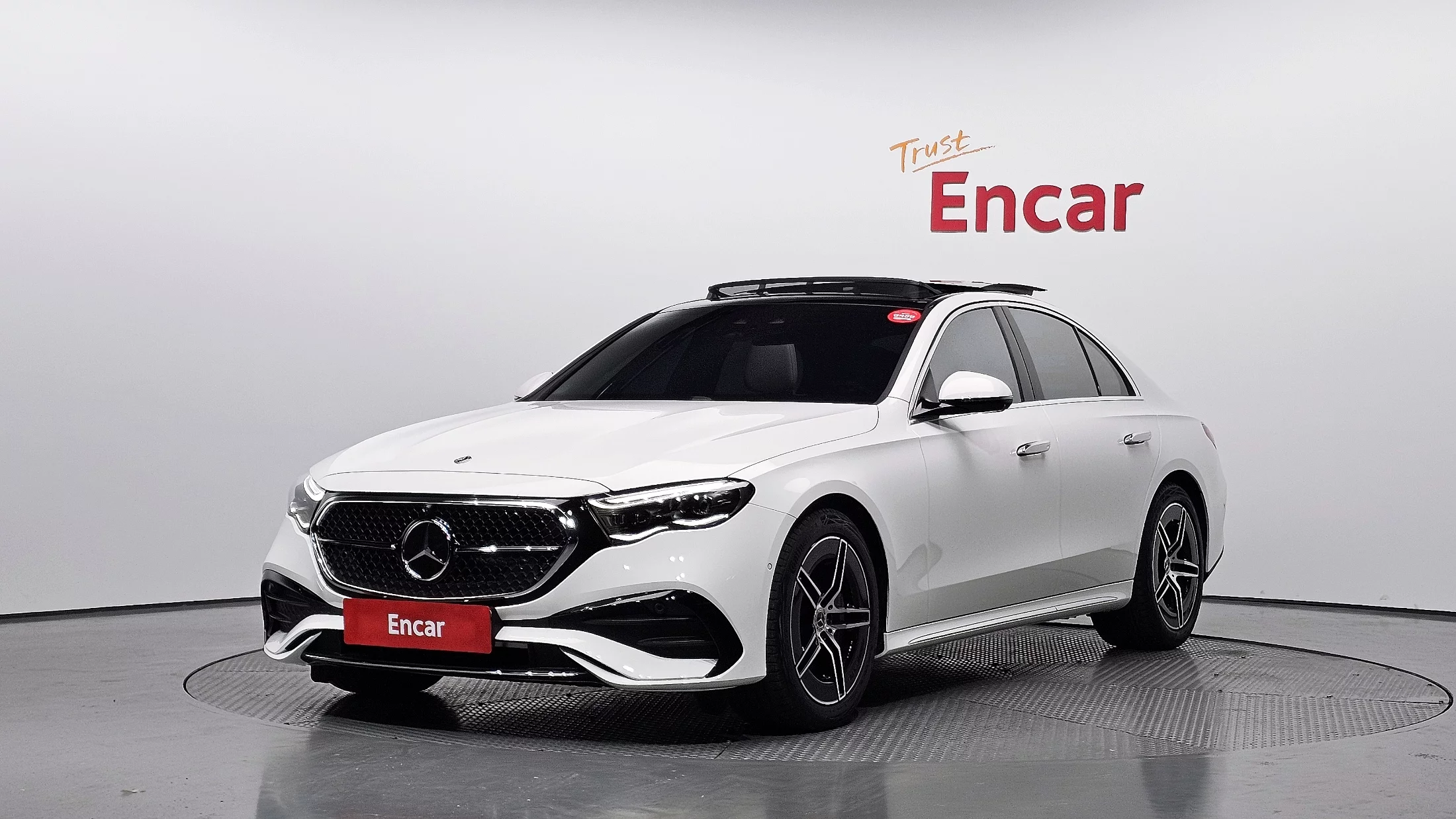 Mercedes-Benz E-Класс 2025