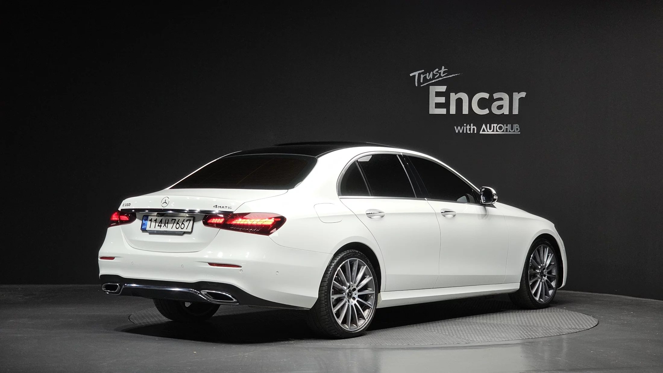 Mercedes-Benz E-Класс 2021