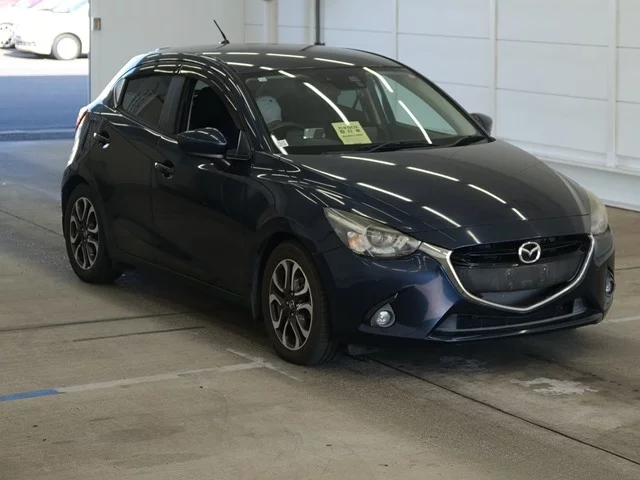 Mazda Demio Лот № 2014