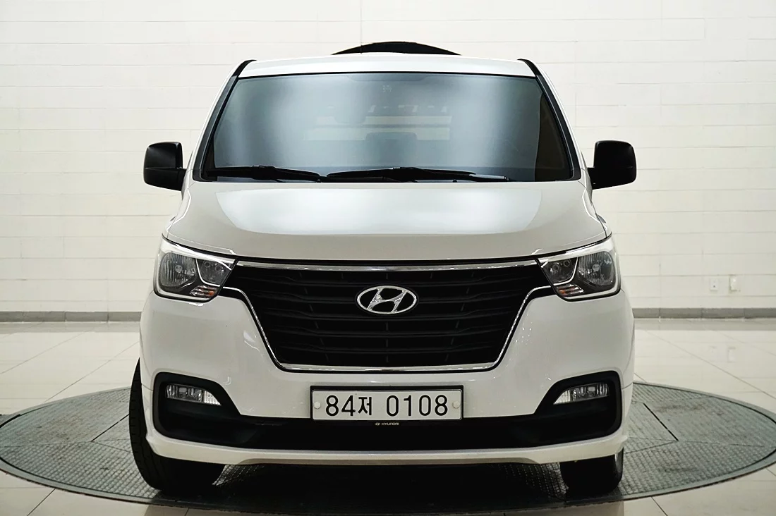 Hyundai Starex Van 3-Seater Smart 2019